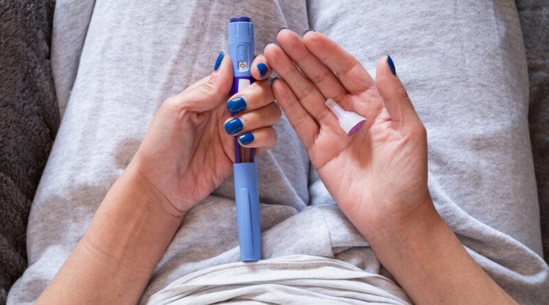 Why do most people leave Ozampim in two years?